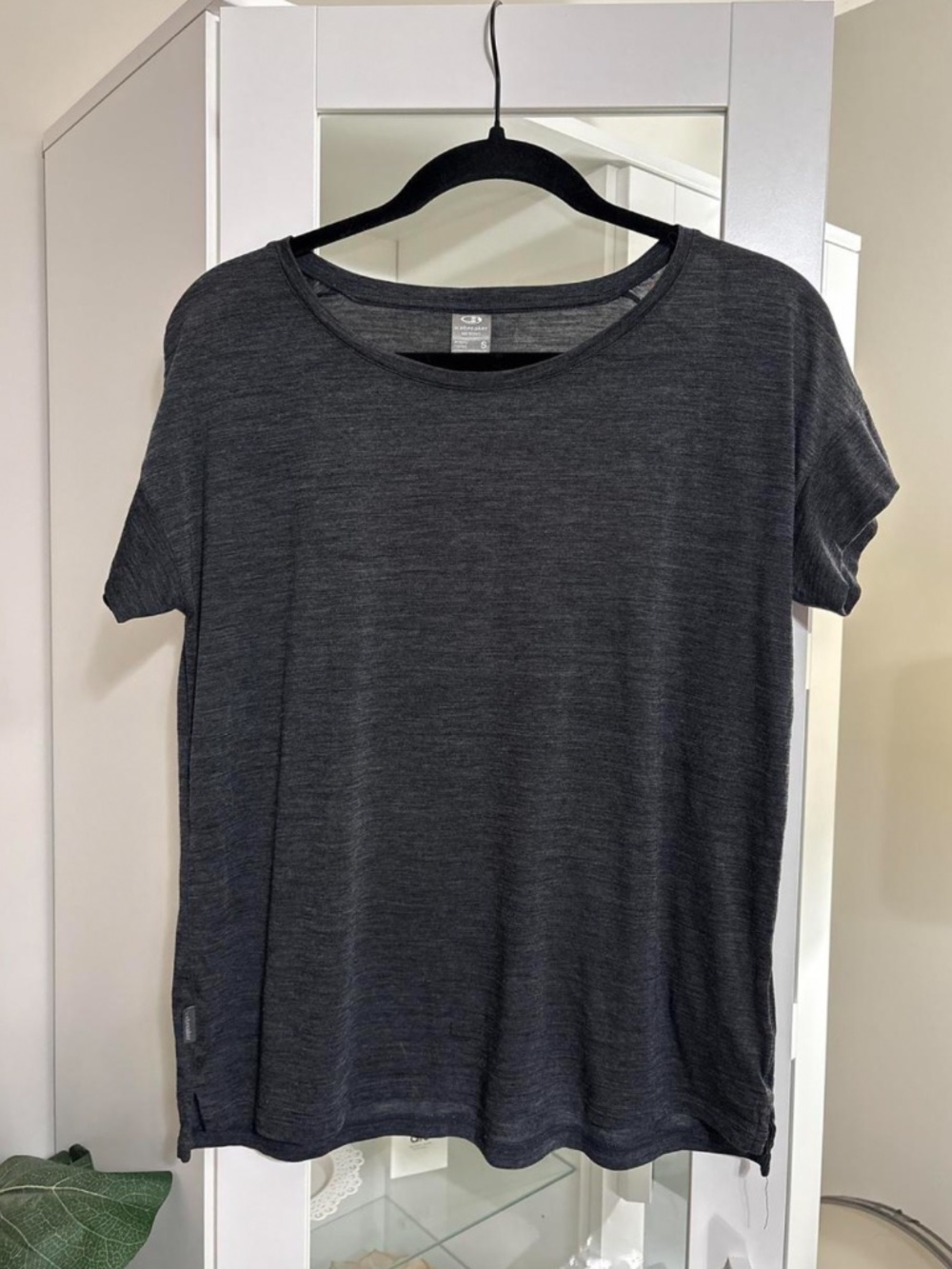 Icebreaker Merino Wool Blend Heather Grey Top size Small